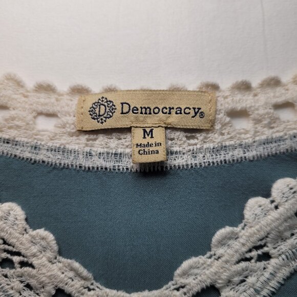 Democracy Embroidered Lace Bell Sleeve Top Boho Peasant Cottagecore Medium - Picture 7 of 12